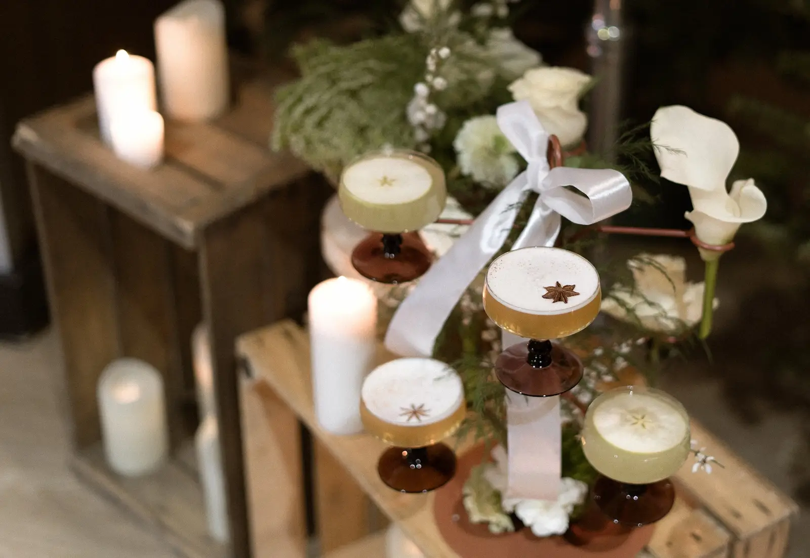 Cocktails de mariage préparés par Louise Nomad Bar dans une ambiance hivernale